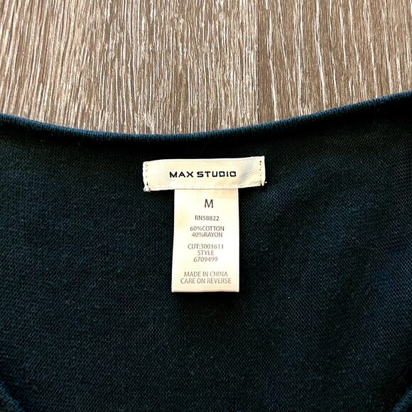 Max Studio Forest Green Peplum Knit Sweater Sz Medium Long Sleeve Flowy Top GUC - Picture 4 of 8